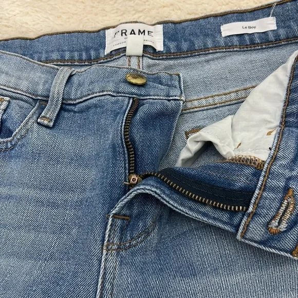 Frame Le Boy in Pamder End Jeans Size 26